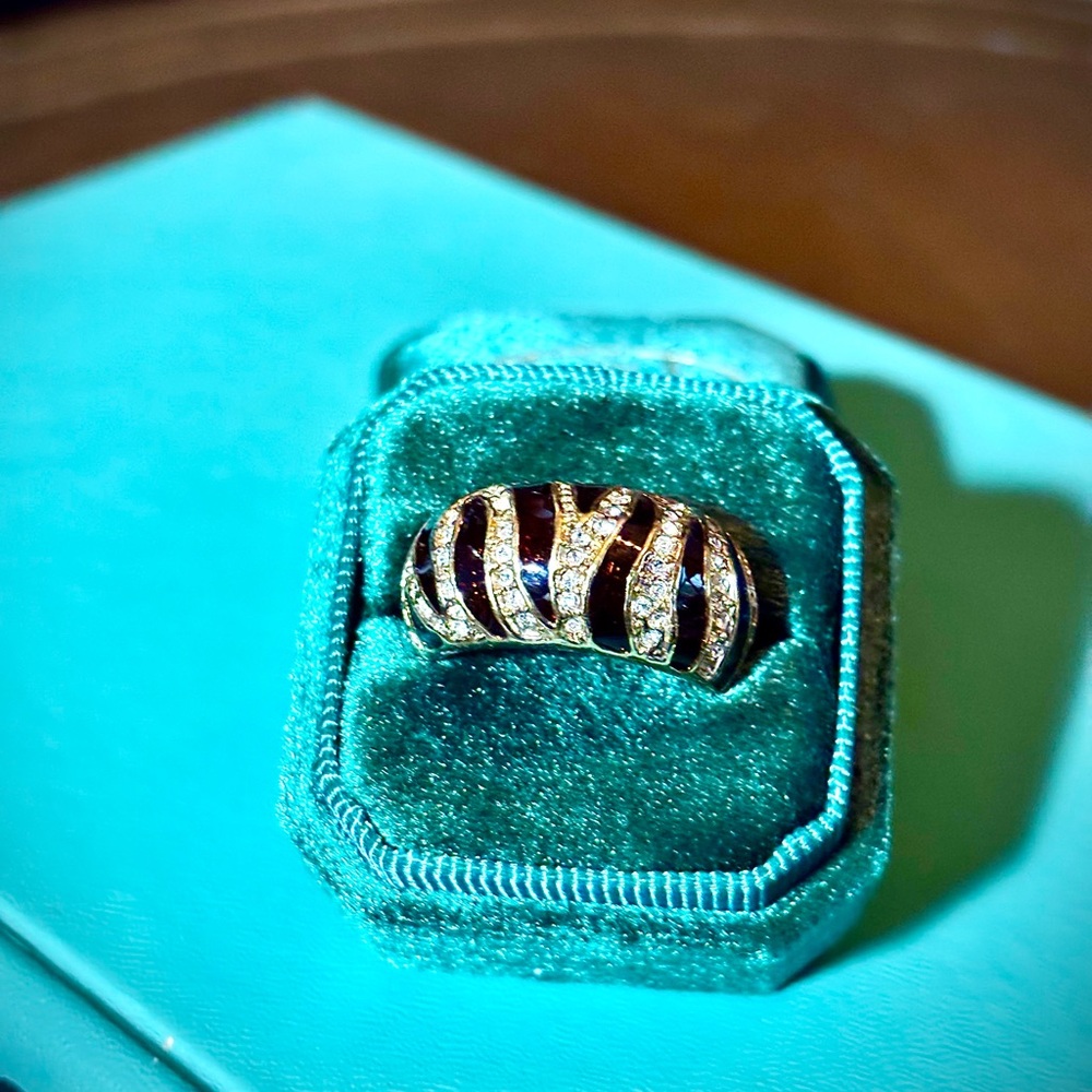 Art Deco Enamel Ring with Animal Print and Diamonds